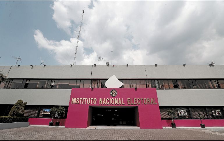 Cristóbal Montiel Reyna ocupaba la Dirección de Administración del INE. SUN/ARCHIVO