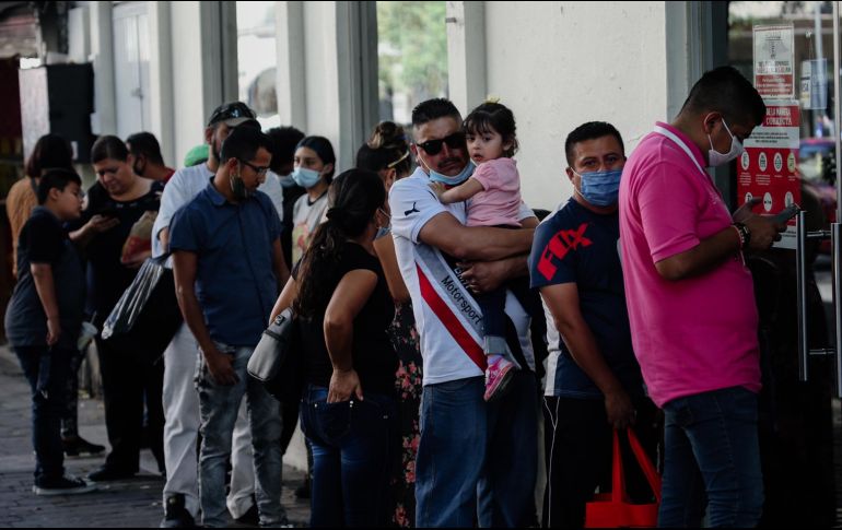 En cuanto a contagiados este martes se notificaron 1,004 casos confirmados. EL INFORMADOR / ARCHIVO