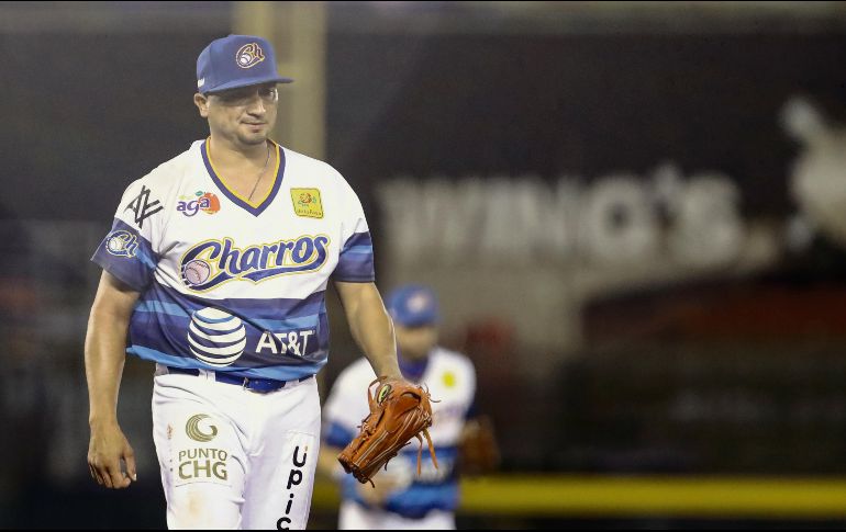 OBLIGADOS. La novena jalisciense debe obtener el triunfo este jueves para seguir con vida en la Postemporada. @charrosbeisbol