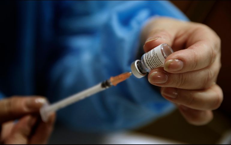 Alarmados por el fenómeno, algunos administradores han ofrecido desde desayunos gratis hasta la rifa de un automóvil para convencer a sus empleados a remangarse las camisas. AP / C. Ena