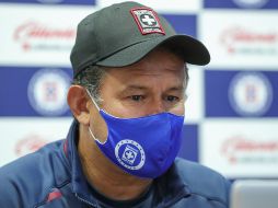 Juan Reynoso quiere tener bases sólidas antes de guiar al equipo al campeonato. TWITTER/@CruzAzulCD