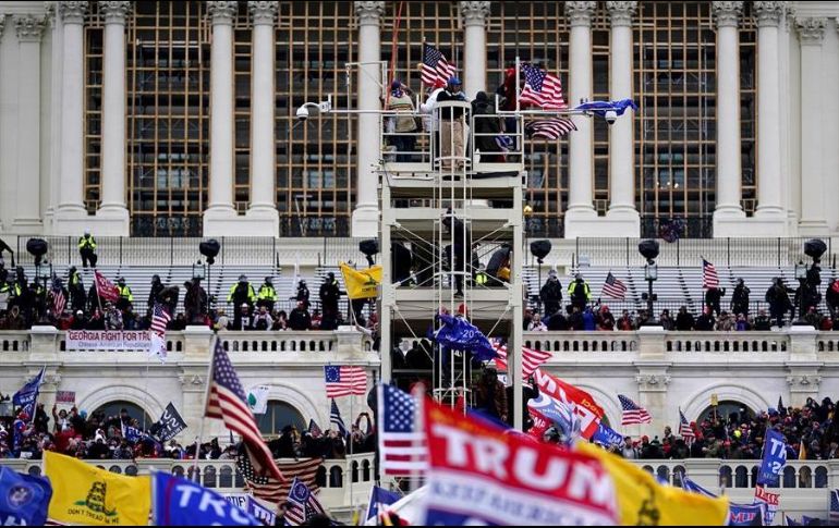 Francisco oró por las víctimas que se registraron por los actos violentos ocurridos el miércoles en el Capitolio. EFE / ARCHIVO