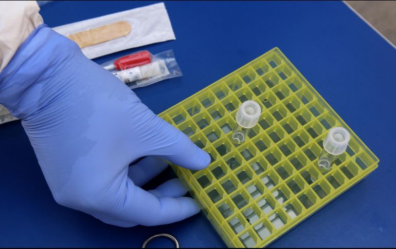 Aún falta que se confirme si se trata de la cepa de Reino Unido. AFP/ARCHIVO