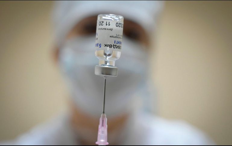 Hoy México recibirá el primer cargamento masivo de 436 mil 800 dosis de la vacuna Pfizer. AFP