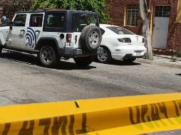 En la escena se encontraron dos cuchillos que fueron asegurados por peritos del Instituto Jalisciense de Ciencias Forenses. EL INFORMADOR/ARCHIVO