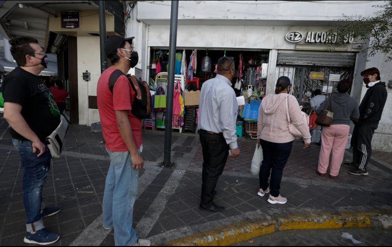 Hasta este miércoles, no se han tomado decisiones respecto a nuevas medidas de aislamiento o suspensión de actividades no esenciales. EL INFORMADOR / ARCHIVO