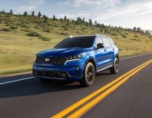 Kia Sorento tiene un nuevo color Pacific Blue para su modelo 2021. ESPECIAL