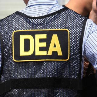Publican reglas para regular a agentes de la CIA, FBI y DEA en México