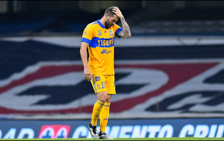 El cuadro universitario informó la baja por lesión del atacante francés, André-Pierre Gignac. Imago7