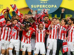 Un espectacular gol de Iñaki Williams a los tres minutos del inicio de la prórroga devolvió la gloria al Athletic, que se hizo con la tercera Supercopa de España de su historia. TWITTER / @rfef
