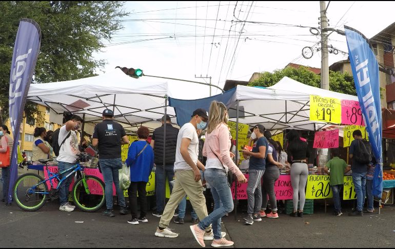 El gobernador reiteró el llamado para que los ciudadanos respeten las medidas aplicadas para tratar de desacelerar los contagios. EL INFORMADOR / A. Camacho