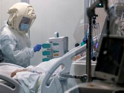 La OMS advirtió que en el mes de diciembre se registró un aumento del 42% en las hospitalizaciones globales por COVID-19 y del 68% en los ingresos en terapia intensiva. EFE / ARCHIVO