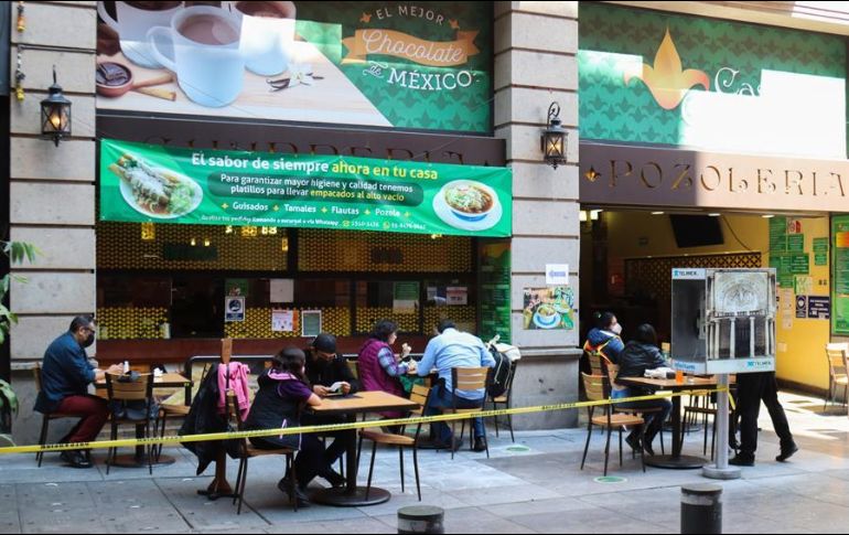 Estiman que la variación de la actividad económica pasó de un crecimiento mensual de 0.4% en noviembre a una contracción estimada de 1.3% en diciembre de 2020. EFE/J. Pazos