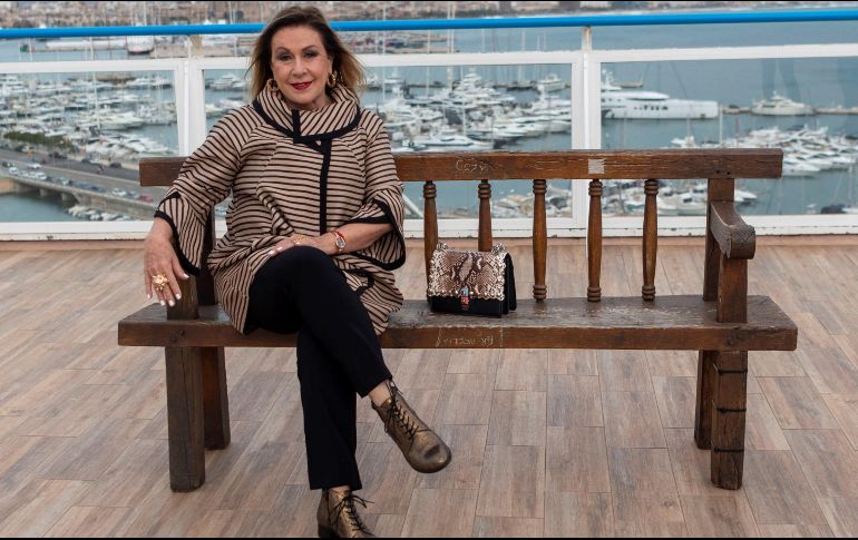 Laurza Zapata aseguró que su hermana Thalía está muy pendiente de la salud de su abuela Eva Mange. EFE / ARCHIVO