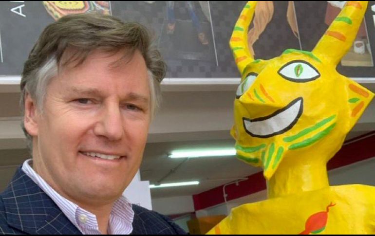 Landau publicó fotografías de todo tipo de recuerdos que ha acumulado durante sus viajes por México. TWITTER@USAmbMex