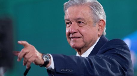 La escritora comentó que le recomendará al Mandatario que ya 