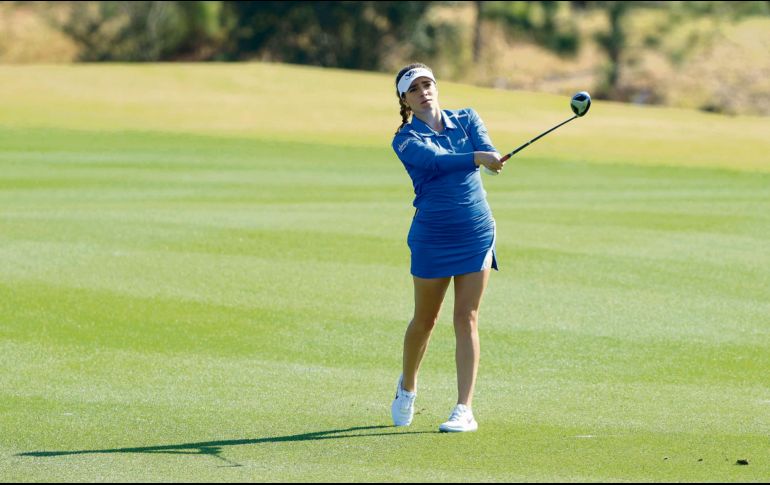 La golfista capitalina defiende su corona en el Diamond Resorts Tournament of Champions. AFP