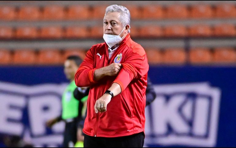 Víctor Manuel Vucetich criticó la falta de actitud y convicción de su equipo, así como las graves fallas en el juego aéreo. IMAGO7/L. Miranda