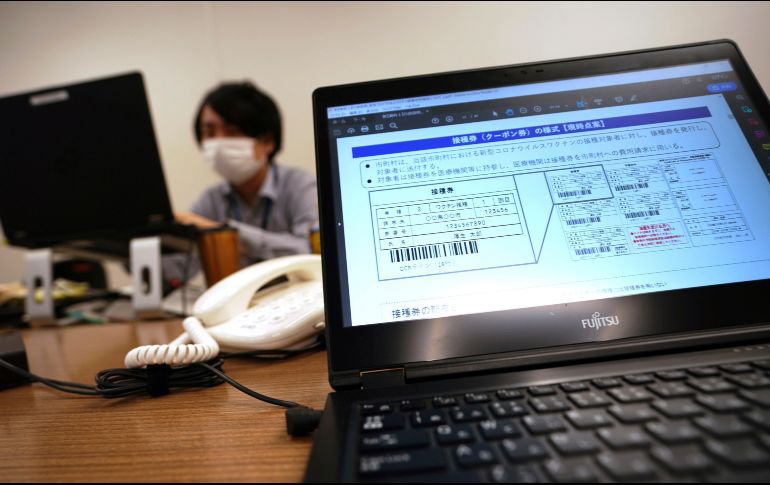 Se cree que esta tendencia podría deberse a que la inseguridad laboral y el aumento de la carga por el cuidado de los menores, vinculado al incremento del tiempo que la gente pasa en casa. AP / E. Hoshiko