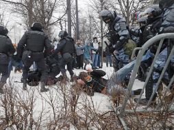 Las principales concentraciones tuvieron lugar en Moscú y en San Petersburgo, con unos 20 mil participantes en cada ciudad. EFE/M. Shipenkov