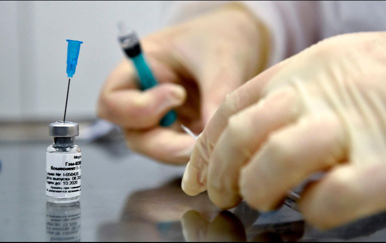 El Gobierno de Máxico tiene ahora en el punto de mira la vacuna rusa de Sputnik V. AFP/ARCHIVO