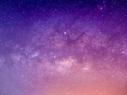 Toda la evidencia y teoría basada en las observaciones del universo se puede juntar en un modelo estándar de cosmología que tiene solo seis parámetros. GETTY IMAGES