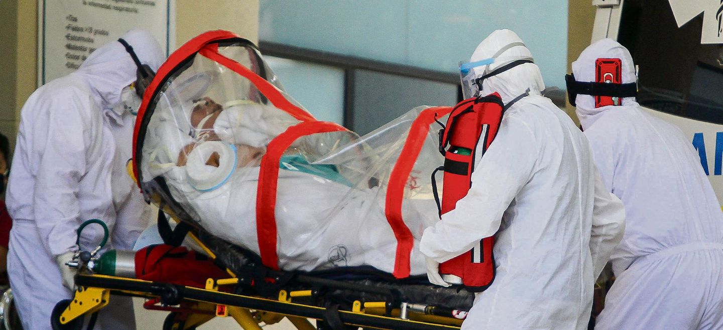 ACCIONES.  Ante el incremento de las hospitalizaciones en la metrópoli,  el  IMSS  en Jalisco  aumenta  el  número de camas. NTX