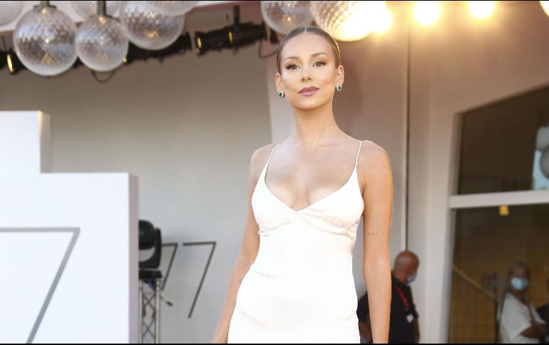 La actriz optó por algunos complementos y accesorios como pulseras y aros en color dorado. AP / ARCHIVO