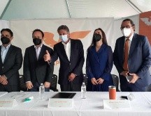 En el anuncio estuvieron presentes quienes aspiraban a la postulación. ESPECIAL