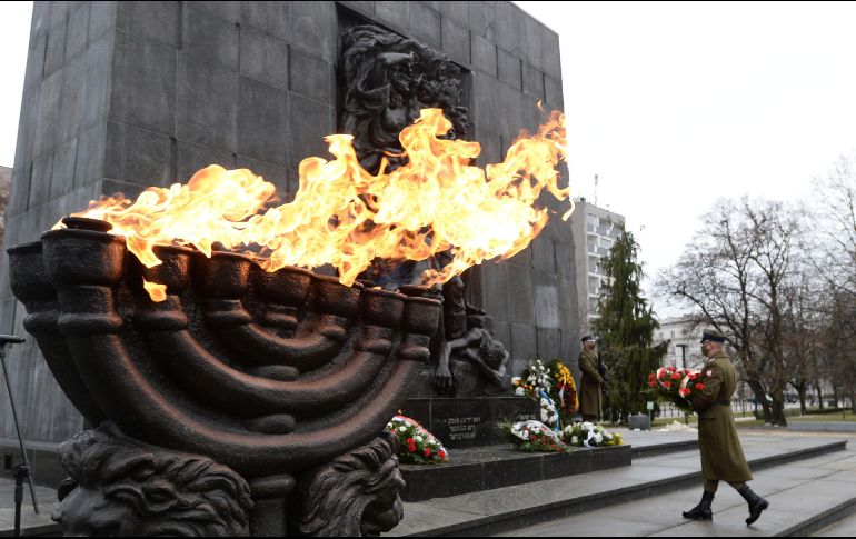 Uno de los escasos eventos en vivo se realizó en el gueto de Varsovia, el más grande de los guetos europeos donde los judíos fueron encerrados en condiciones infrahumanas antes de enviarlos a los campos de exterminio. AP / C. Sokolowski