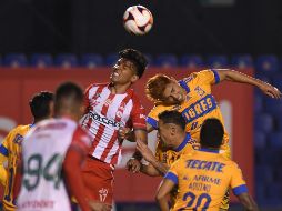 Carlos Salcedo anotó el gol del empate al minuto 44. IMAGO7