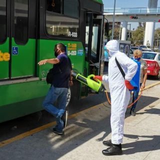 Seguridad en Jalisco: Reportan muerte de pasajero sospechoso de COVID-19 en ruta 633