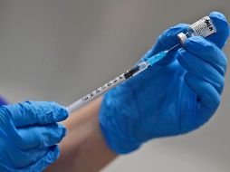 Una publicación que circula en redes afirma falsamente que la ONU reveló una lista de los países que han adquirido vacunas a nivel mundial y que México no aparece en ese listado. Esto es falso. AFP / ARCHIVO