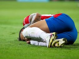 Alexis Vega, de Chivas, resultó lesionado durante el juego. IMAGO7/F. Meza