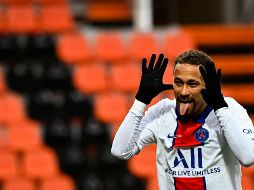 El brasileño Neymar reafirmó su intención de renovar y prolongar su estancia en el París Saint Germain. AFP / D. Meyer