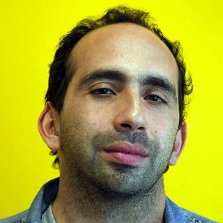 "La relación madre hijo es como un cordón umbilical vuelto un nudo que muchas personas no logran desatar"