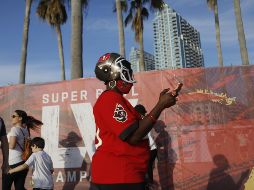 Al igual que otros años, los aficionados tienen la oportunidad de comprar paquetes VIP que incluyen distintas experiencias dentro de la NFL. AFP / ARCHIVO