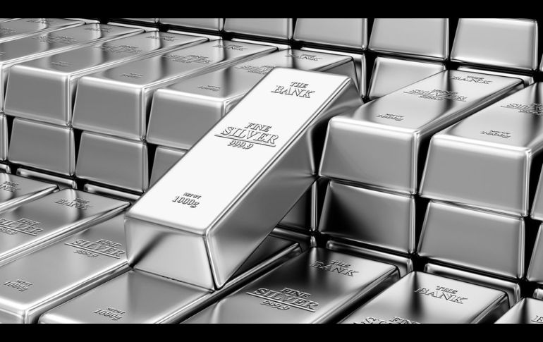 En medio del frenesí comercial el precio de la plata se disparó hasta un 11%, mientras que las acciones de algunas empresas mineras subieron hasta un 60%. GETTY IMAGES