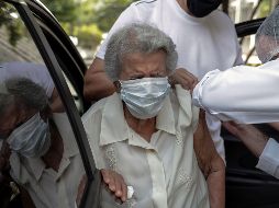 El Gobierno de México habilita la plataforma mivacuna.salug.gob.mx donde adultos mayores de 60 años pueden ser registrados para acceder a la vacuna contra el COVID-19. EFE/ A. Lacerda