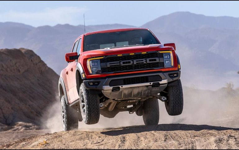 Nueva Ford Lobo Raptor 2021, a la conquista del desierto