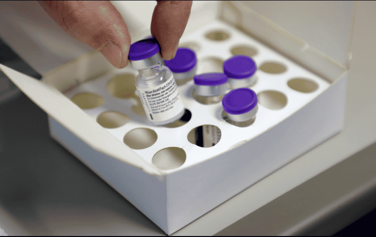 Covax busca acelerar el acceso equitativo a las vacunas para el COVID-19 y asegurar que todos puedan recibirla al mismo tiempo. AFP/ARCHIVO