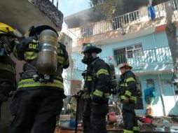 El siniestro se registra al cruce de Enrique Granados y María Mares, en una finca de tres niveles habilitada como vecindad. ESPECIAL