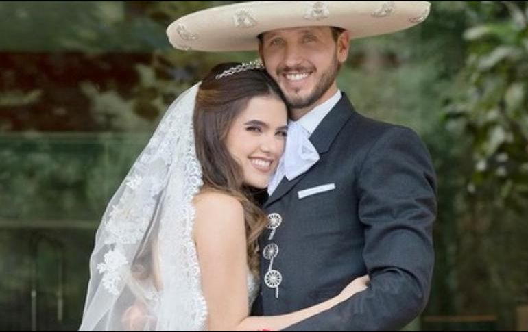 Alejandro Fernández se convertirá en abuelo; Camila anuncia su embarazo