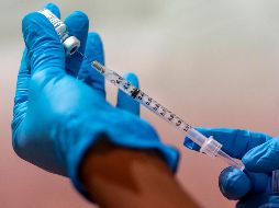 Distintos integrantes de la Conferencia Nacional de Gobernadores (Conago) exigieron al Gobierno federal certidumbre en la entrega y aplicación de las segundas dosis de vacunas para todos sus trabajadores de la salud. AP / M. Altaffer