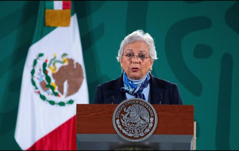 En el salón Tesorería de Palacio Nacional, Sánchez Cordero manifiesta que no tiene ninguna expectativa por competir por la Presidencia. EFE