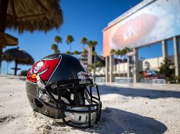 El equipo de que comanda Bruce Arians está integrado por dos mujeres, que son asistentes de tiempo completo y por once entrenadores afroamericanos. TWITTER / @Buccaneers