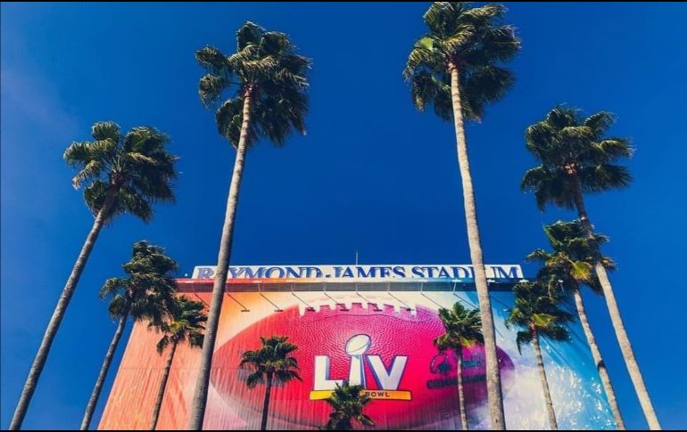 Tampa Bay Buccaneers y Kansas City Chiefs, se medirán el próximo domingo en el marco del Super Bowl LV. INSTAGRAM / @rjstadium