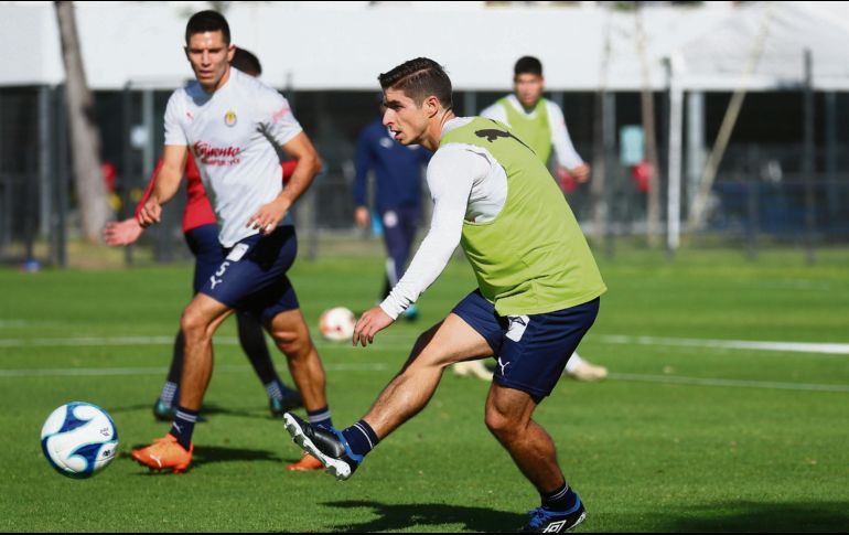 Los Rojiblancos sólo han ganado dos de 12 puntos disputados en el actual torneo. Ningún jugador se salva de la quema. TWITTER/@chivas