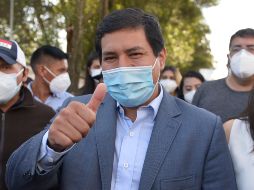 El candidato Andrés Arauz votó hoy desde Quito, Ecuador. AFP/R. Buendía