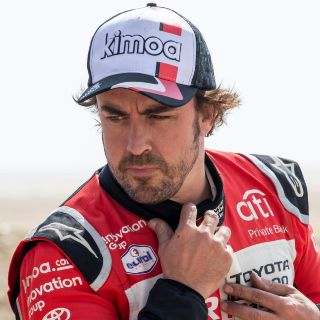 Fernando Alonso sufrió accidente vehicular en Suiza